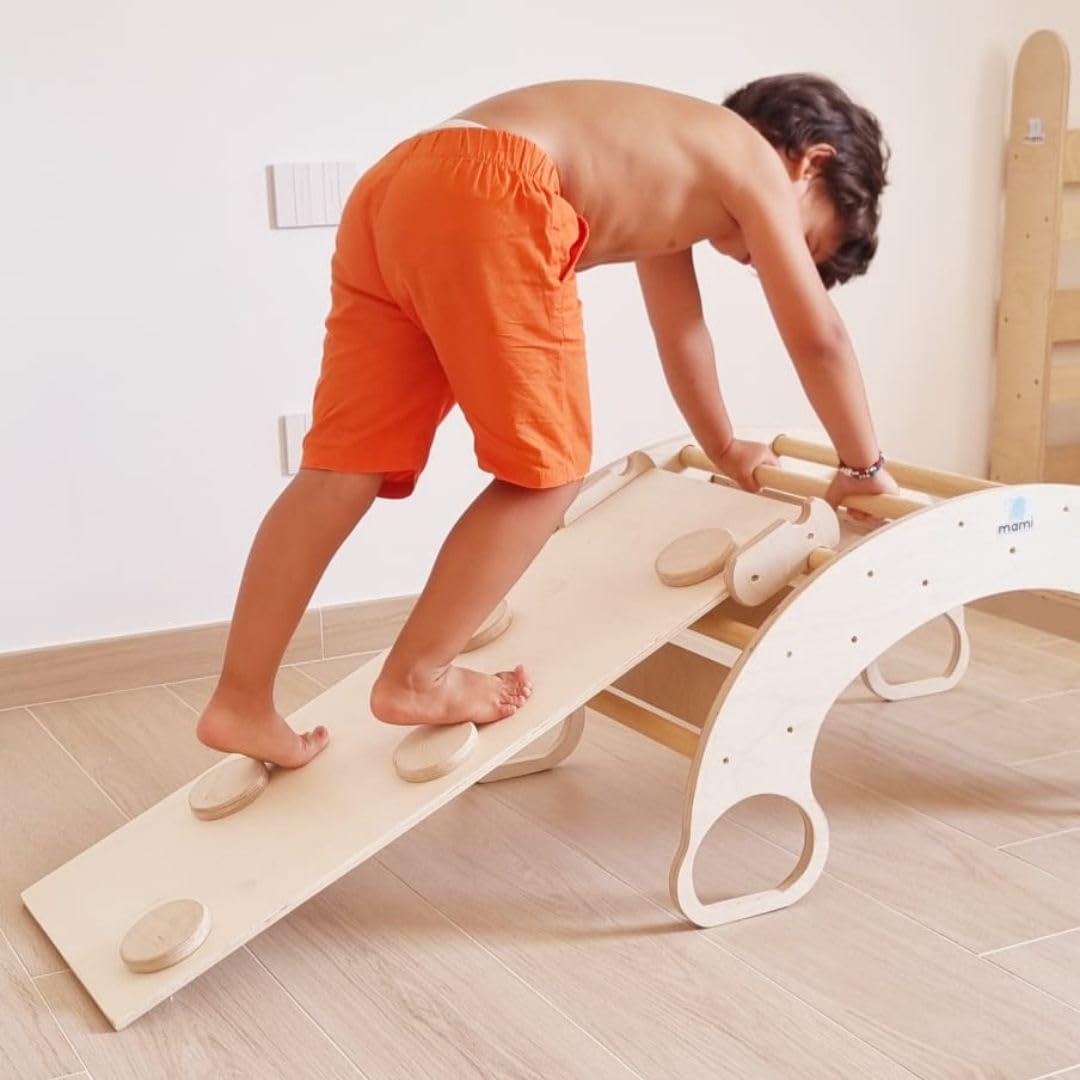 mamikids Rainbow Rocker - Dondolo e Arco Montessoriano per Bambini con Scivolo Incluso, Arco Montessori con Arrampicata per Bambini in Legno Naturale, Giochi Educativi Regalo Bambino - Made in Italy