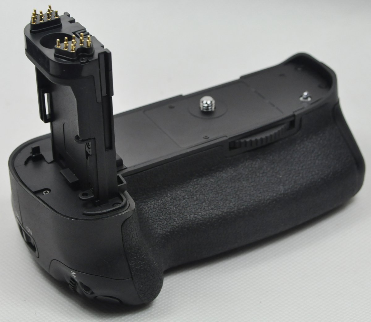 Amazon.com : BG-E11 bge11 Battery Grip for 5d Mark iii 3 5d3 DSLR