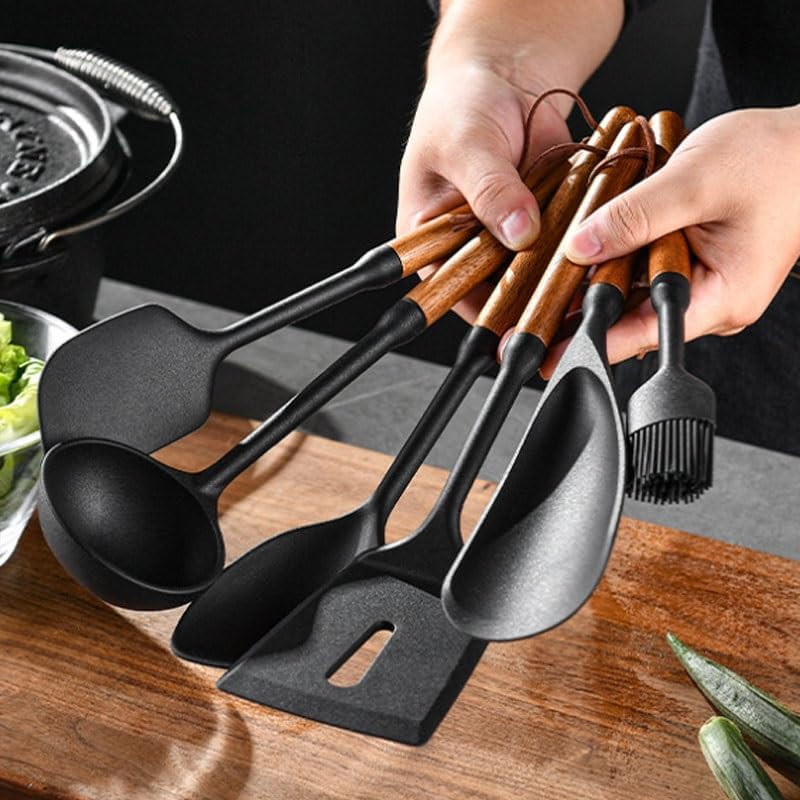7 Piece Wooden Handle Silicone Spatula Kitchenware Set High Temperature Resistant Cooking Soup Spoon