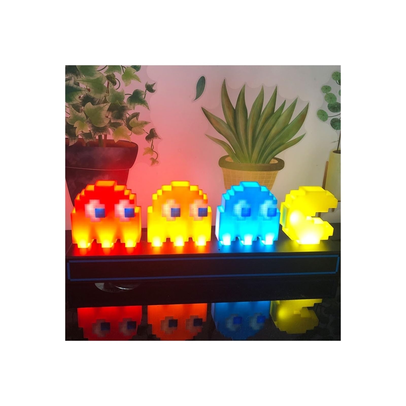 OUTILZ 4pcs Pac Man and Ghosts Light, Pac Man Collectable Figure Lamp Light Decorative Light Up Figure Bedroom Décor