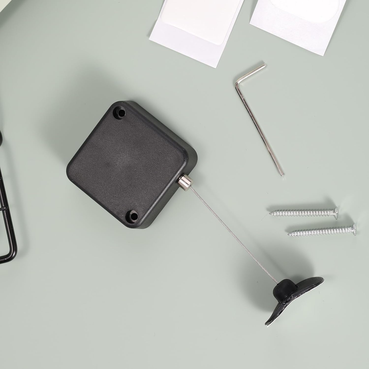 Retractable Remote Control Tether Locks, 6.56ft/2m Adjustable Security Cable Leash Lanyard Lock for TV Remotes Gaming Controllers Tablets for Showroom Office Home Use