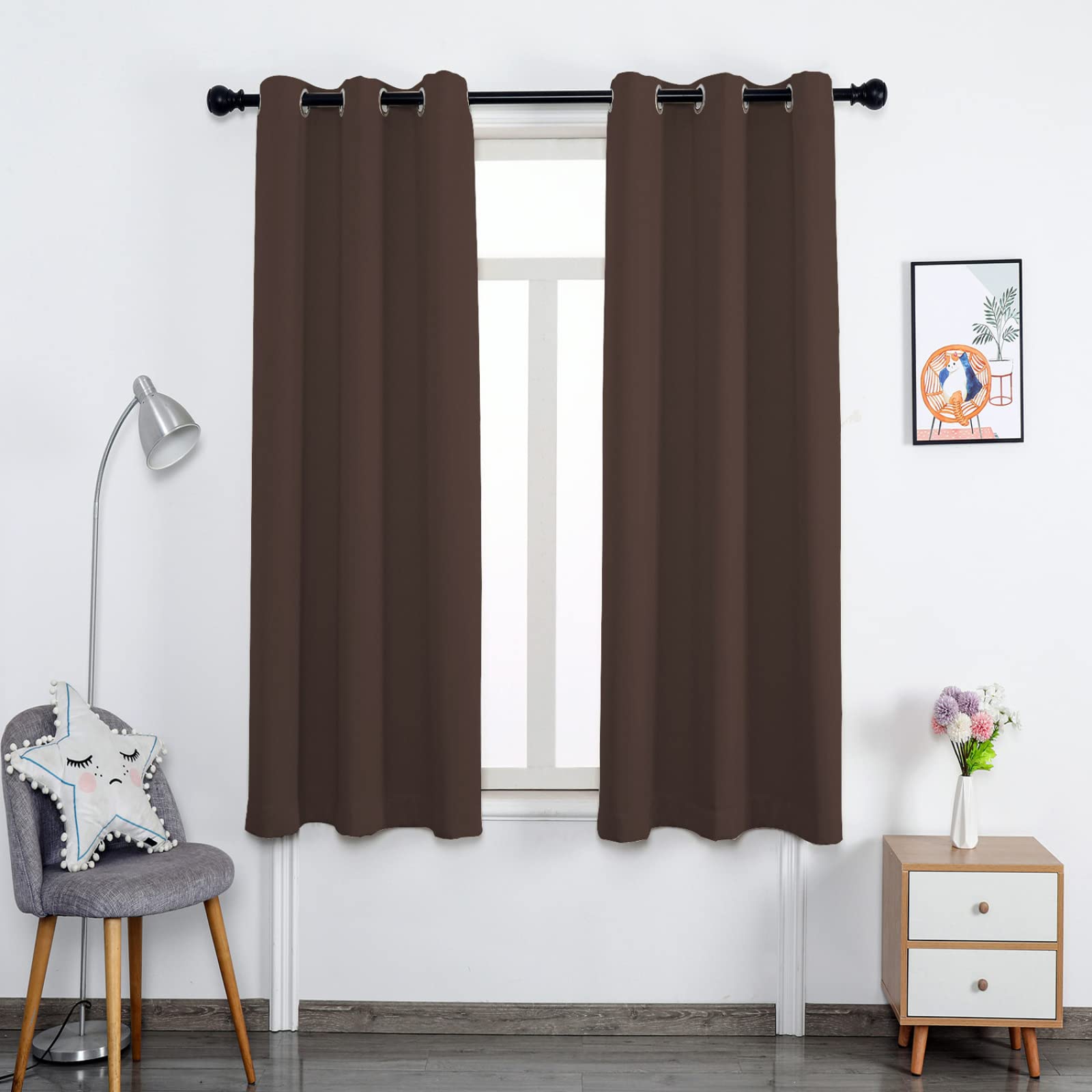 Rideaux occultants contre le froid et le jour marron 177x137