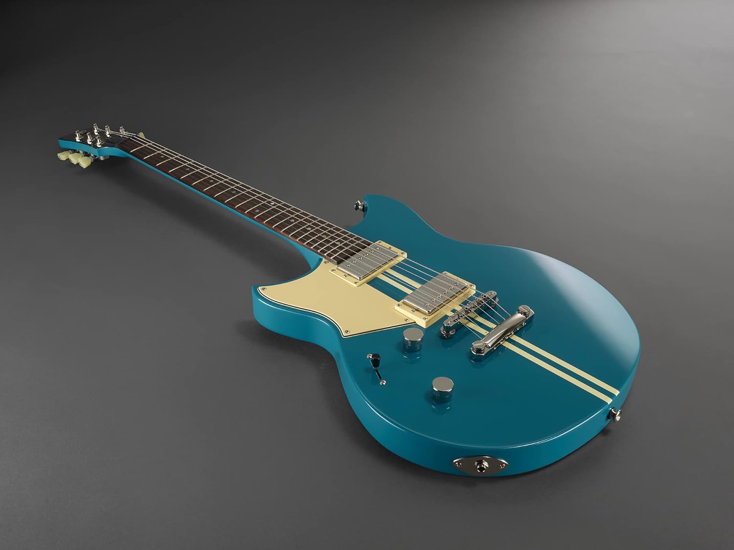 Yamaha Revstar Element RSE20L SWB Left-Handed Electric Guitar, Swift Blue
