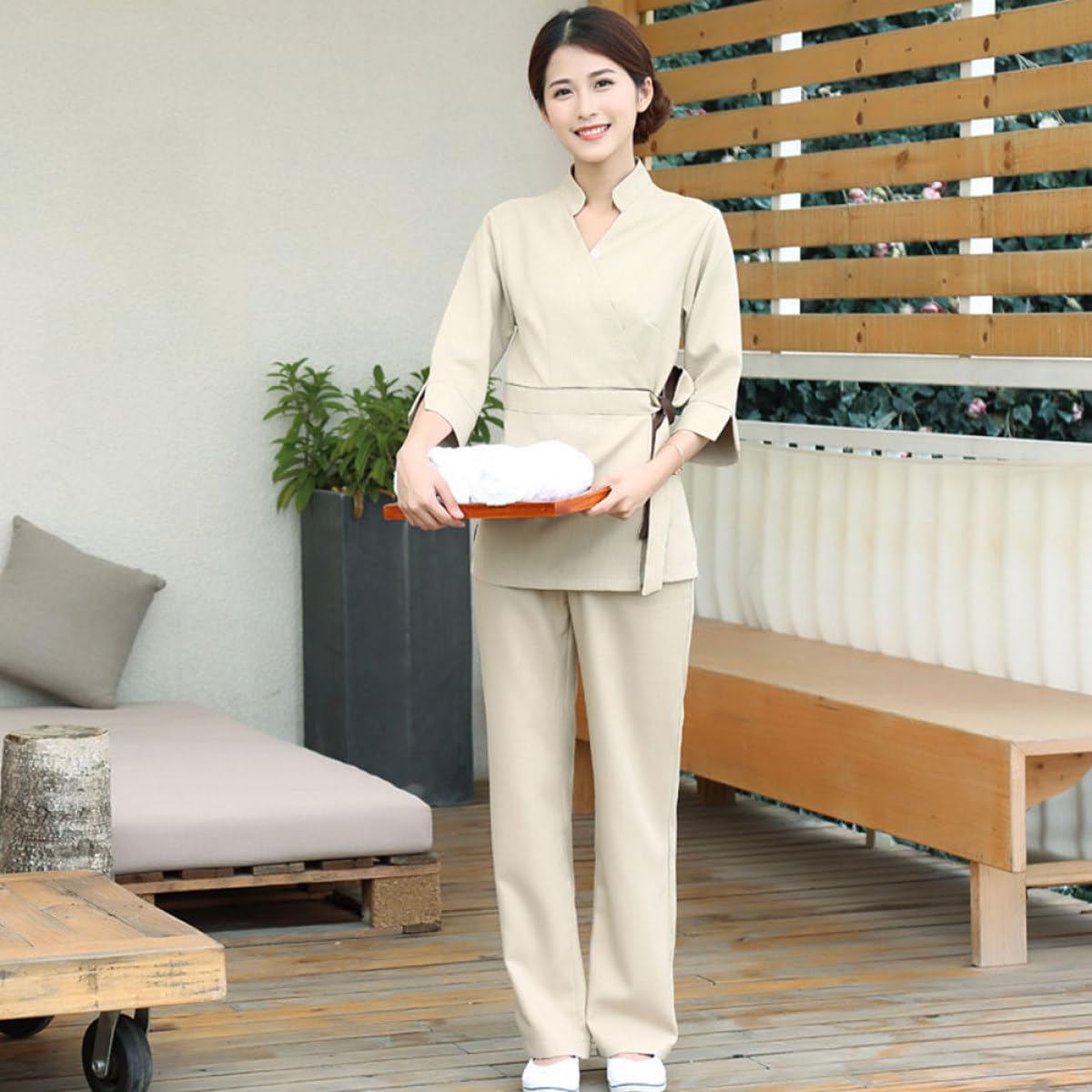 Blouse Esthéticienne Beige 2 Pièces en Coton Polyester Col V Femme
