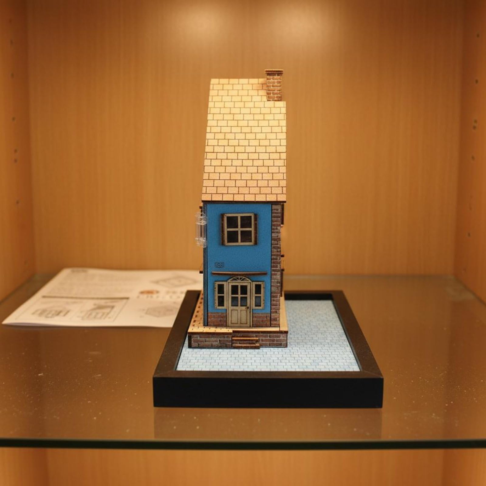 Casa Europea in Miniatura Kit Diorama Edificio Ridotta Modello Villaggio da Assemblare E Verniciare in MDF E Carta Adatta per Esposizione su Scaffale, CJ0115A