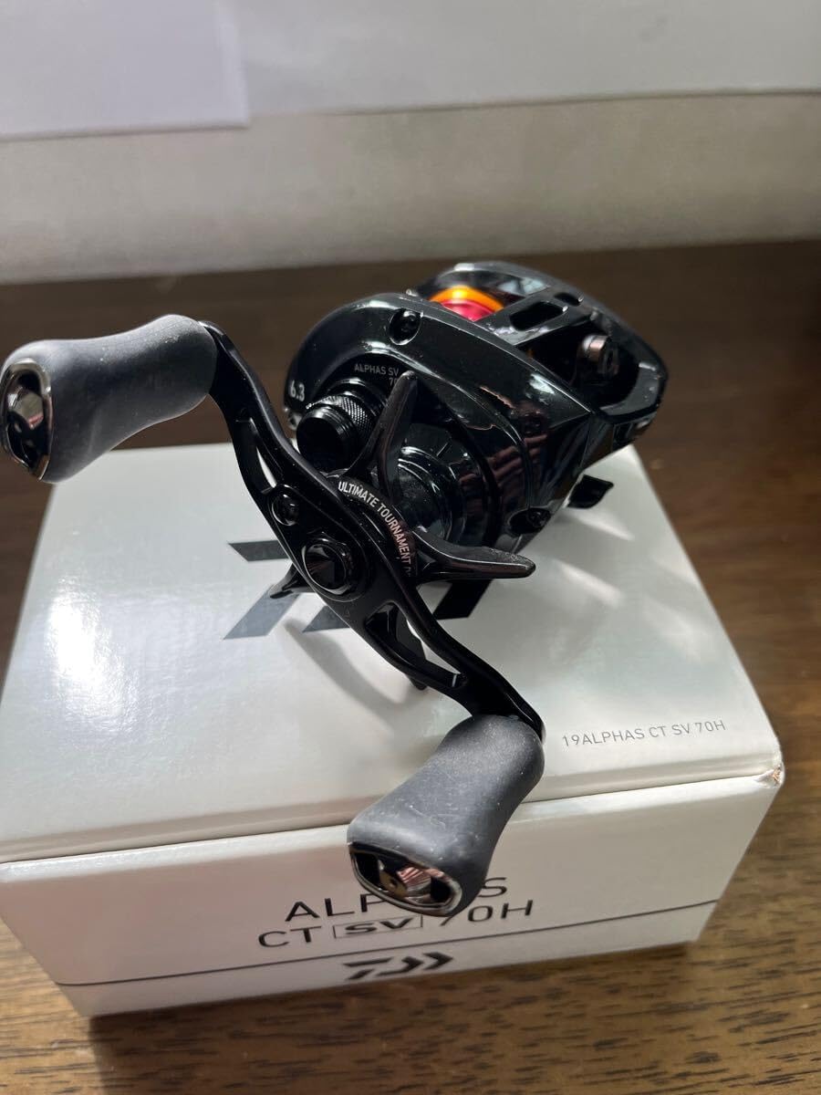 YONEX ヨネックス ダウン L 未使用保管 YONEX ヨネックス ダウン L 未