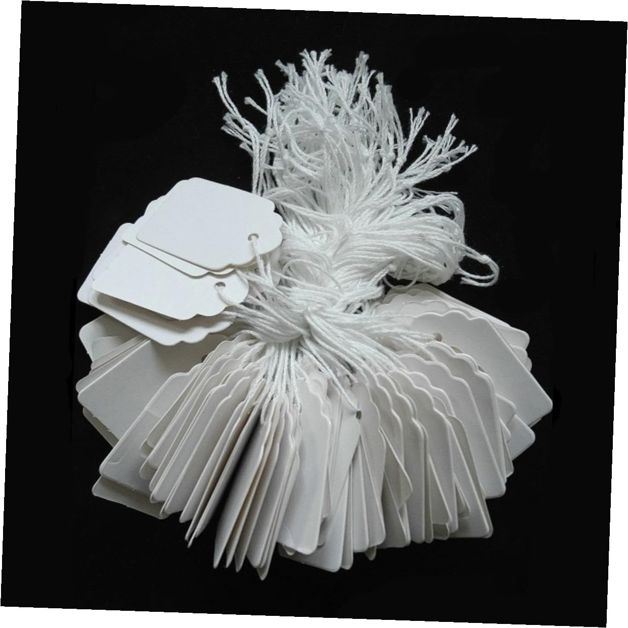 4500 Pezzi 500 Etichette di Marcatura in Carta Bianca con Cordino per Appendere, Cartellini dei Prezzi Rettangolari per Gioielli, Abbigliamento e Articoli da Magazzino, Set da 500