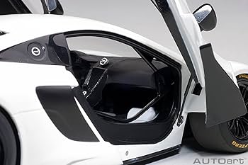 Amazon | AUTOart 1/18 マクラーレン 650S GT3 ホワイト 完成品