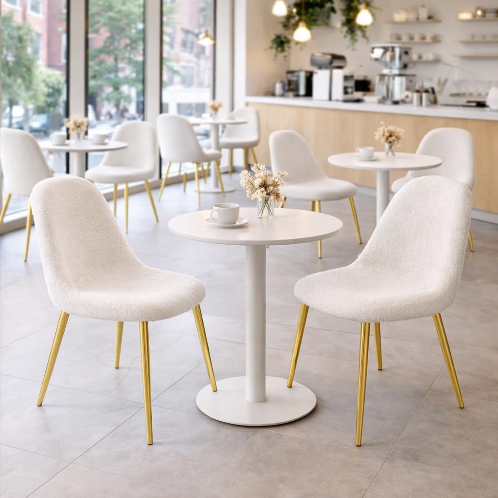 Maury's Set 4 Sedie Imbottite Teddy - Tessuto Morbido, Deisgn Moderno, Gambe in Metallo Oro, Comfort, Struttura Resistente, per Cucina, Soggiorno - 44X48X88h CM (Tessuto Bianco)