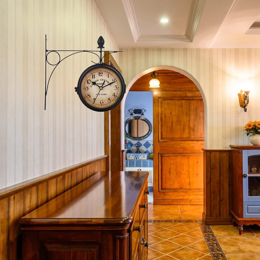 EUBUY Retro Double Sided Garden Wall Clock, Round Wall Hanging Double Sided Retro Station Clock, Silent Double Sided Clock for Indoor Patio Garden Home Use