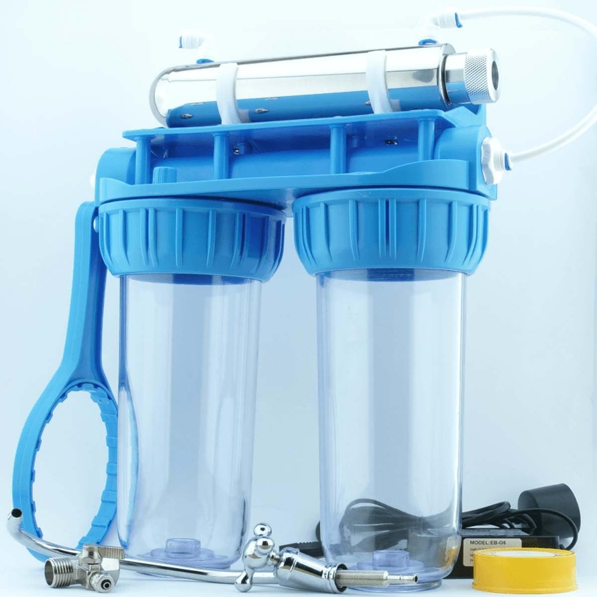 Desineo Kit Completo de purificación de Agua y filtración UV Grifo 6W 300 litros/​Hora