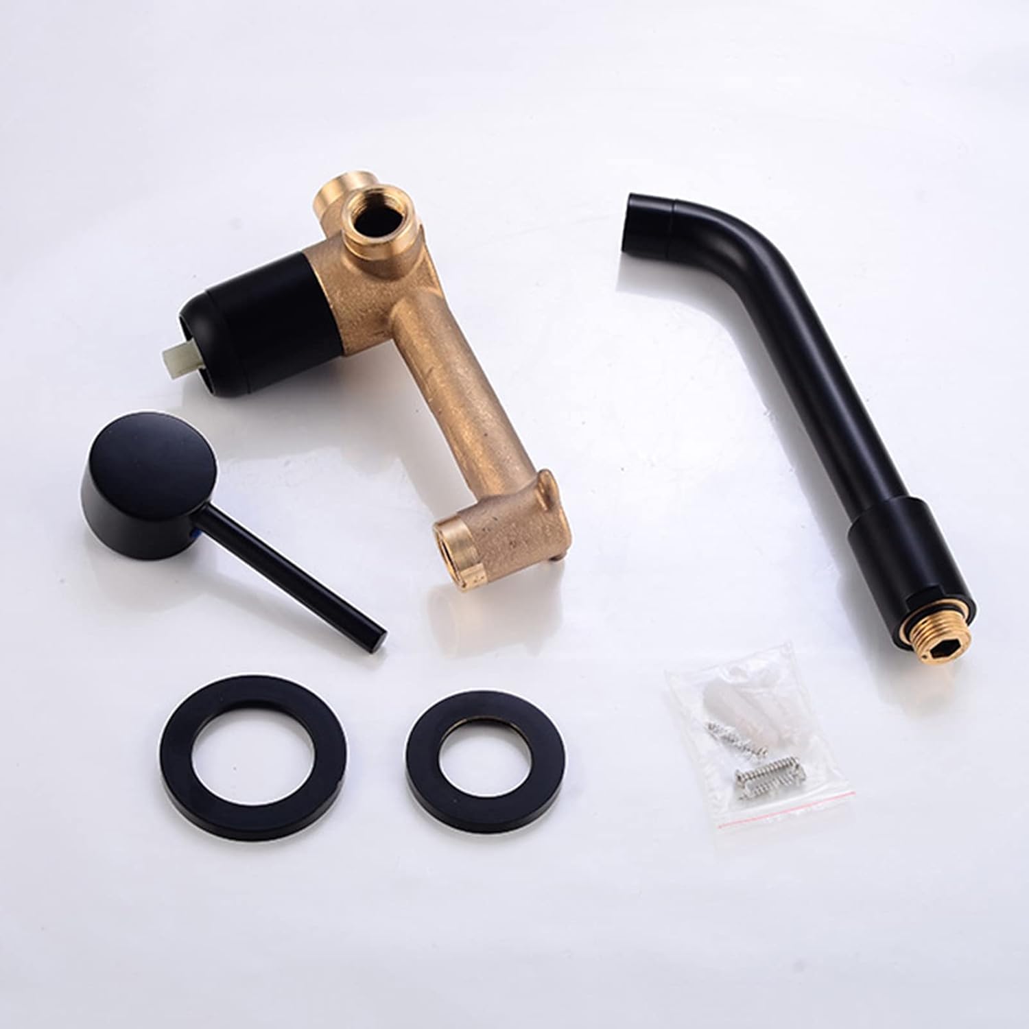 壁掛け蛇口バスルームシンクブラック、真鍮シングルハンドルウォールマウントバスルームシンク蛇口、360&deg;回転スパウト洗面器ミキサータッ