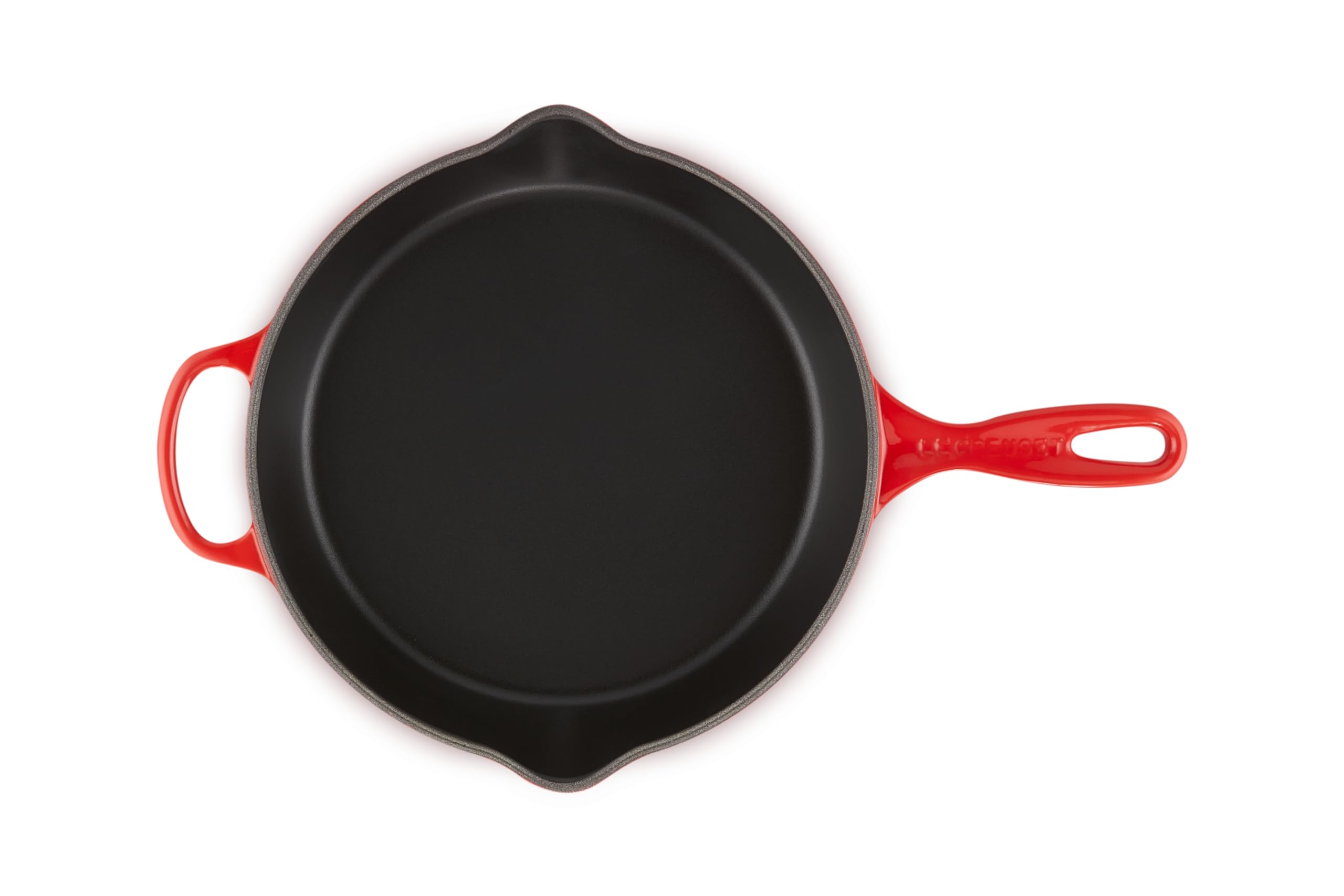 Le Creuset Skillet profond en fonte émaillée Signature avec poignée d'assistance et deux becs verseurs, 26 cm, 2 litres, Cerise, 20187260600422