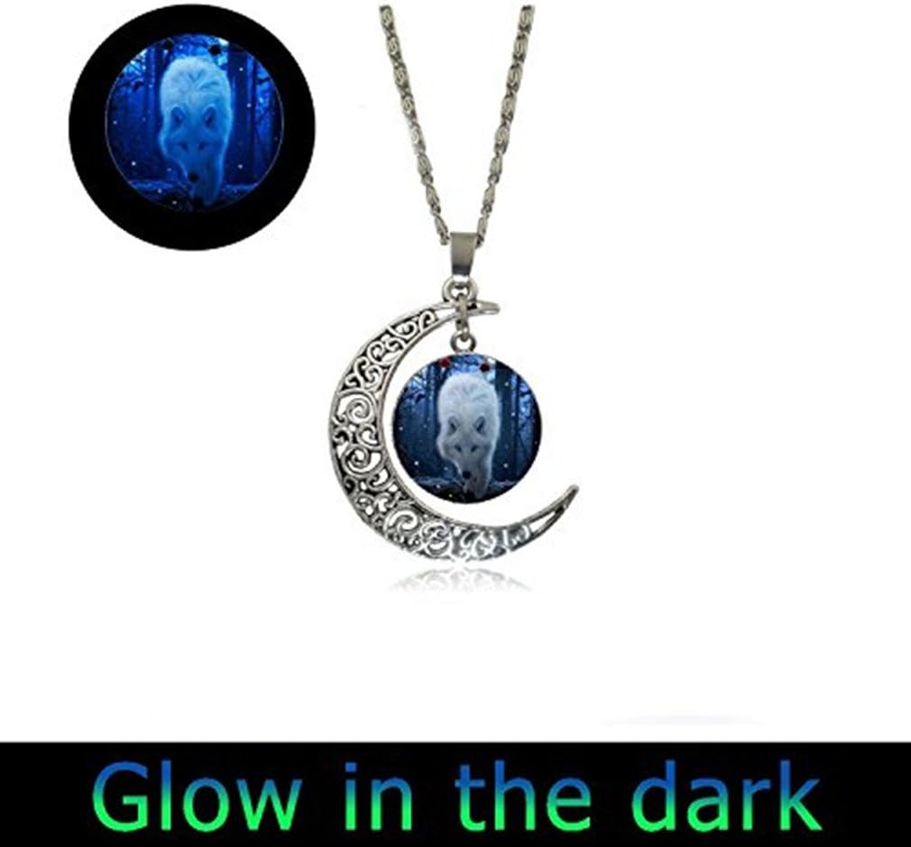 Dtsang Glowing Necklace Full Moon Necklace Wolf White Wolf Glow Wolf Glow in The Dark Wolf Necklace Wolf Pendant Animal Jewel Wolf Jewelry Snow Wolf