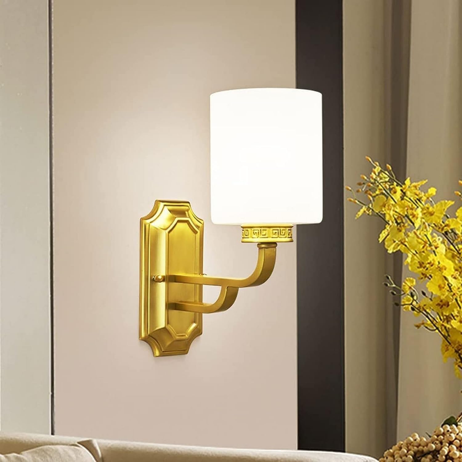 GTHTUHFD Brass Wall Sconce White Glass Wall Lamp Modern Living Room Decor Light Fixture, Bedroom Bedside Wall Mounted Lamps, Hallway Lighting Fittings, E27 Wall Sconces