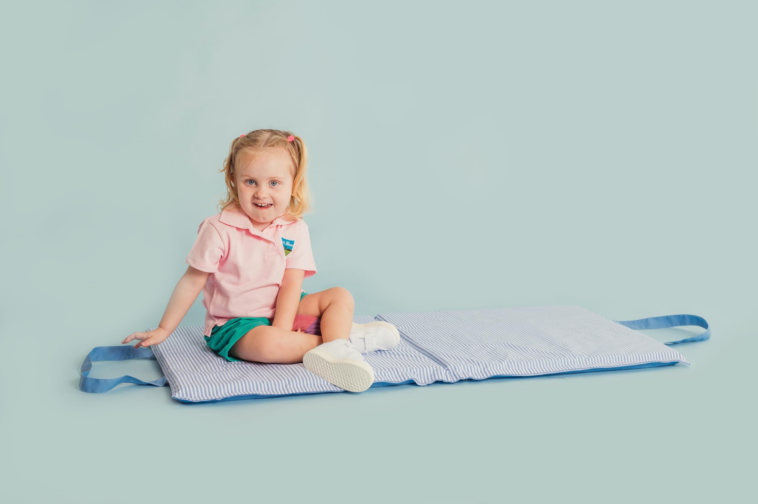 Colchoneta Escolar Plegable Infantil 3 cm · Márfega Impermeable y Lavable · Cama Portátil para Guardería con Nombre Personalizable