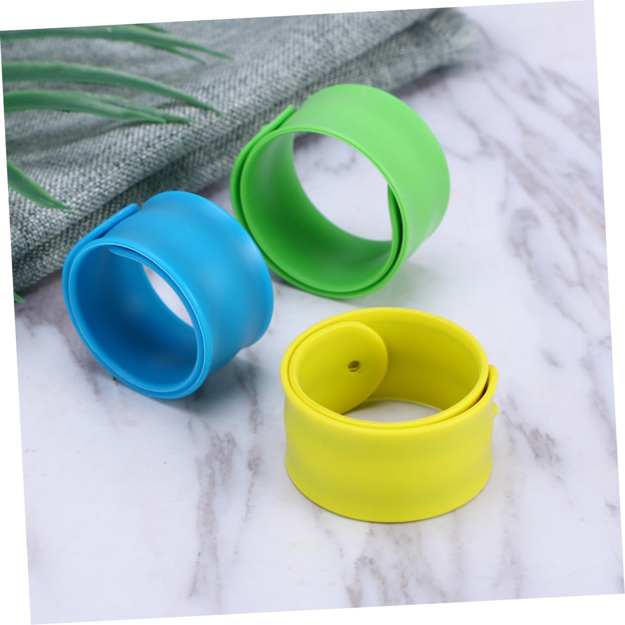 Bracelets à Claquer Arc-en-ciel pour Garçon et Filles, Lot de 24