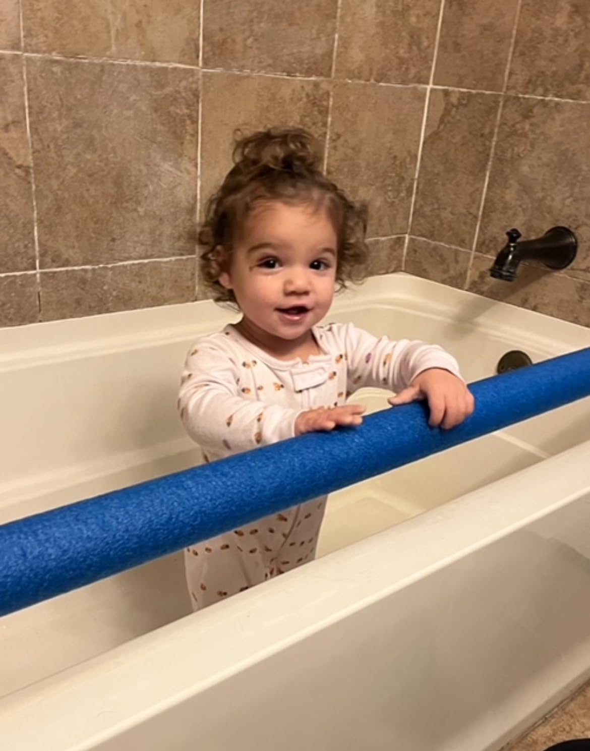 Bathtub Baby Gate Toddler Safety Bar - Non Slip Adjustable Height Bar for Baby Proofing, Child Proof Toddler Bath, Kids Bathroom Child Safety Products (Gray)