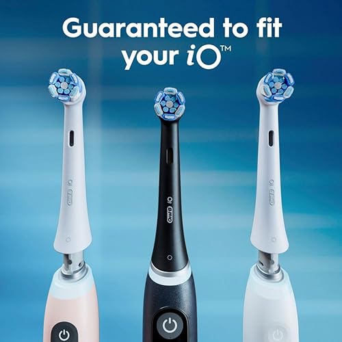 Miniatura 9 de Oral-B iO Ultimate Clean Cabezales de cepillo de repuesto, 5 unidades, 4 Ultimate Clean + 1 Encías y Sensible Negro