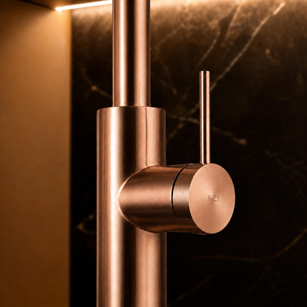 Grifo Cocina Extraíble con Doble Función | Grifo Fregadero Cocina Monomando Flexible y Giro 360° | Grifería Cocina IMEX Oporto (Oro rosa cepillado)