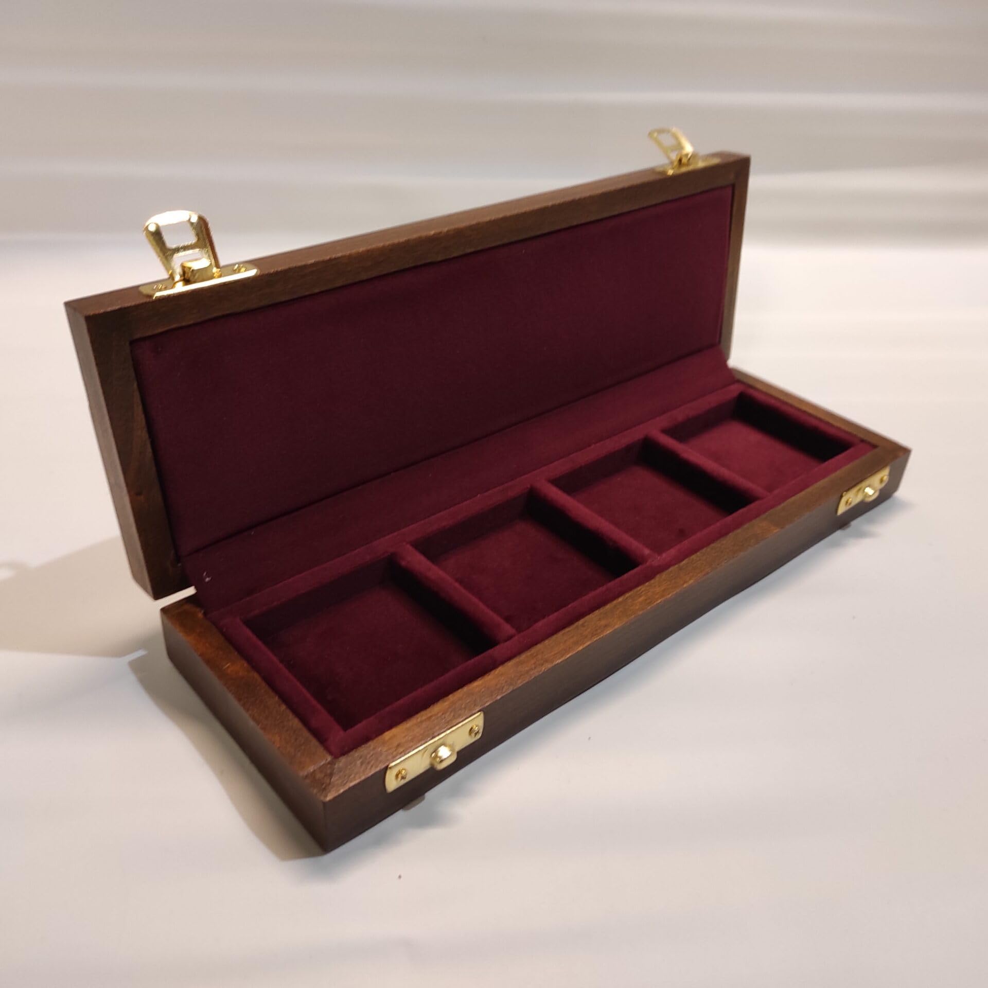 Cofanetto per monete da collezione serie Aratrice 1912 Vittorio Emanuele III, legno massello e velluto, 4 scomparti, artigianale Made in Italy – Coins&More