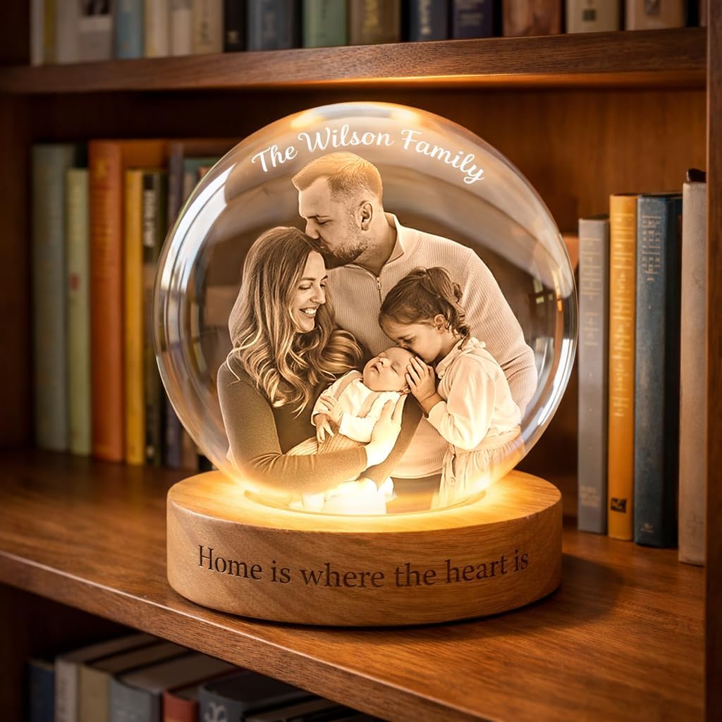 Personalized 3D Crystal Ball, Custom Photo Crystal Ball Lamp, Family Photo Night Light, Custom Picture Gifts for Wife Husband, Anniversary Fathers Mothers Day Gift for Mama, Dad