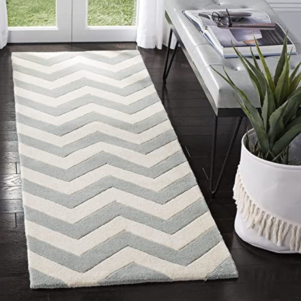 Safavieh Contemporary Indoor Hand Tufted Runner Area Rug, Chatham Collection, CHT715, in Grey / Ivory, 69 X 213 cm for Living Room, Bedroom or Any Indoor Space
