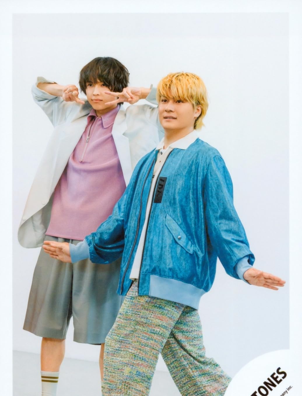 Amazon.co.jp: Six TONES 公式 生 写真（松村北斗・森本慎太郎