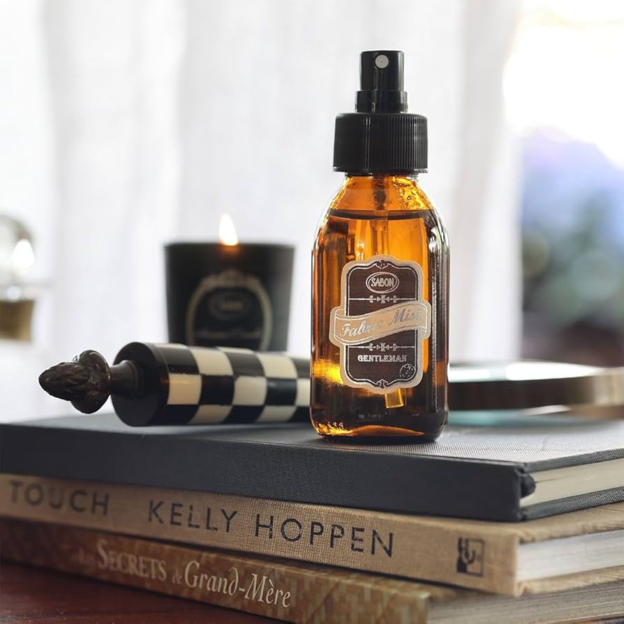 Amazon.co.jp: ファブリックミスト ジェントルマン 100mL｜綾野剛 愛用