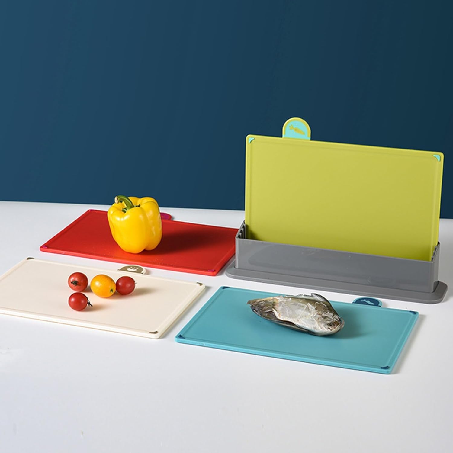 Schneidebrett-Set, Schneidebretter mit Ständer, rutschfeste Bretter für Küche, Kunststoffbrett-Set für Fleisch, spülmaschinenfest, 33,5 x 24,5 cm