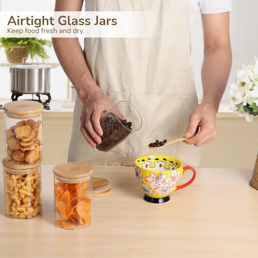 Lot de 4 bocaux en verre transparent avec couvercles en bambou, contenants hermétiques pour épices, café, biscuits et noix 550 ml