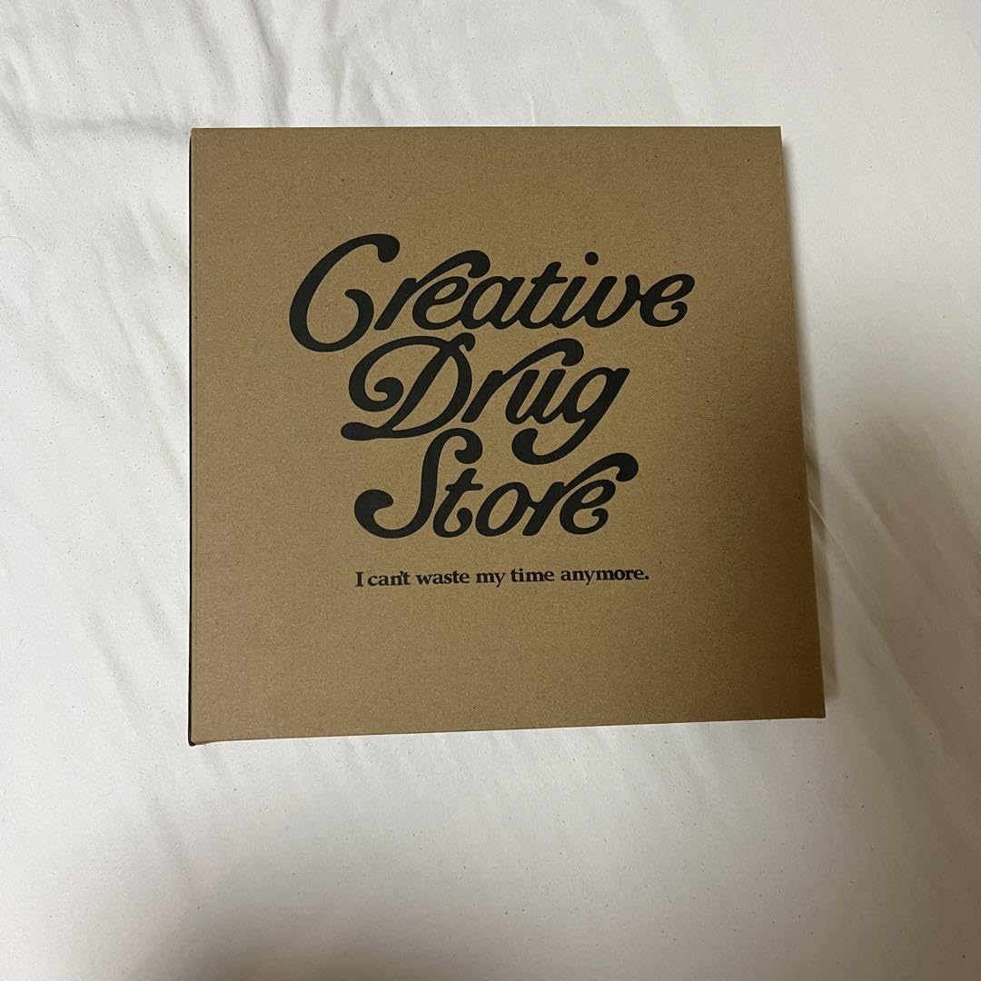 Amazon.co.jp: Creative drug store CDS verdy wall clock : ホーム  