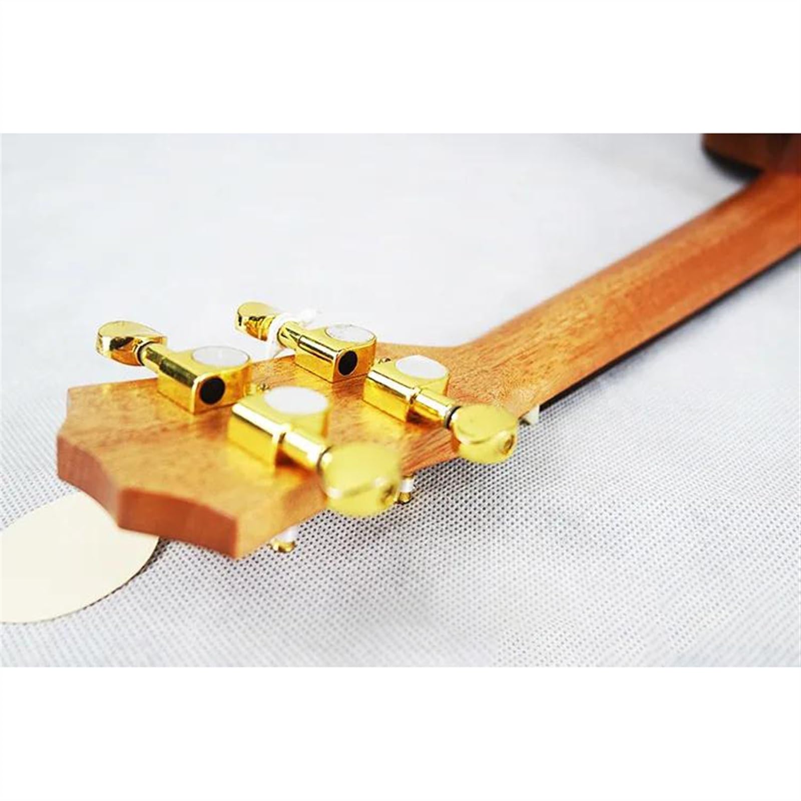 26-calowy Tenorowy Elektryczny Ukulele Z Litego Drewna Akacjowego 4 Struny Do Gitary Ukelele Z Przetwornikiem EQ Zestaw Startowy do Ukulele