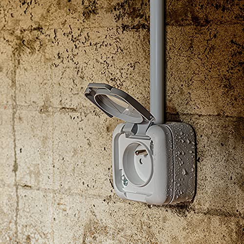 Waterproof 2P+T socket grey, white - Image 3