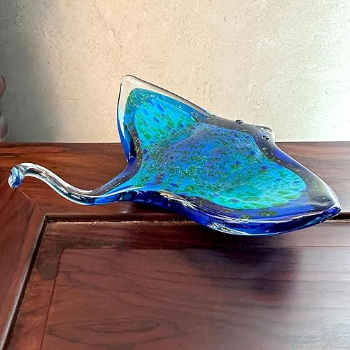 Miniatura 5 de Estatuilla de animales marinos soplados de vidrio hecho a mano, escultura de pescado del diablo, decoración moderna en miniatura para el hogar,