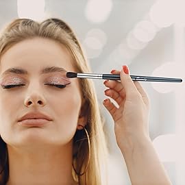 EVRCHGIEA Natural Goat Hair Eye Makeup Brush Set, 6 Pcs Professional Blending Eyeshadow Makeup Brushes for Concealer Eyebrows Eyeliner, Soft Hairs & Wood Handle (blue 6pcs)