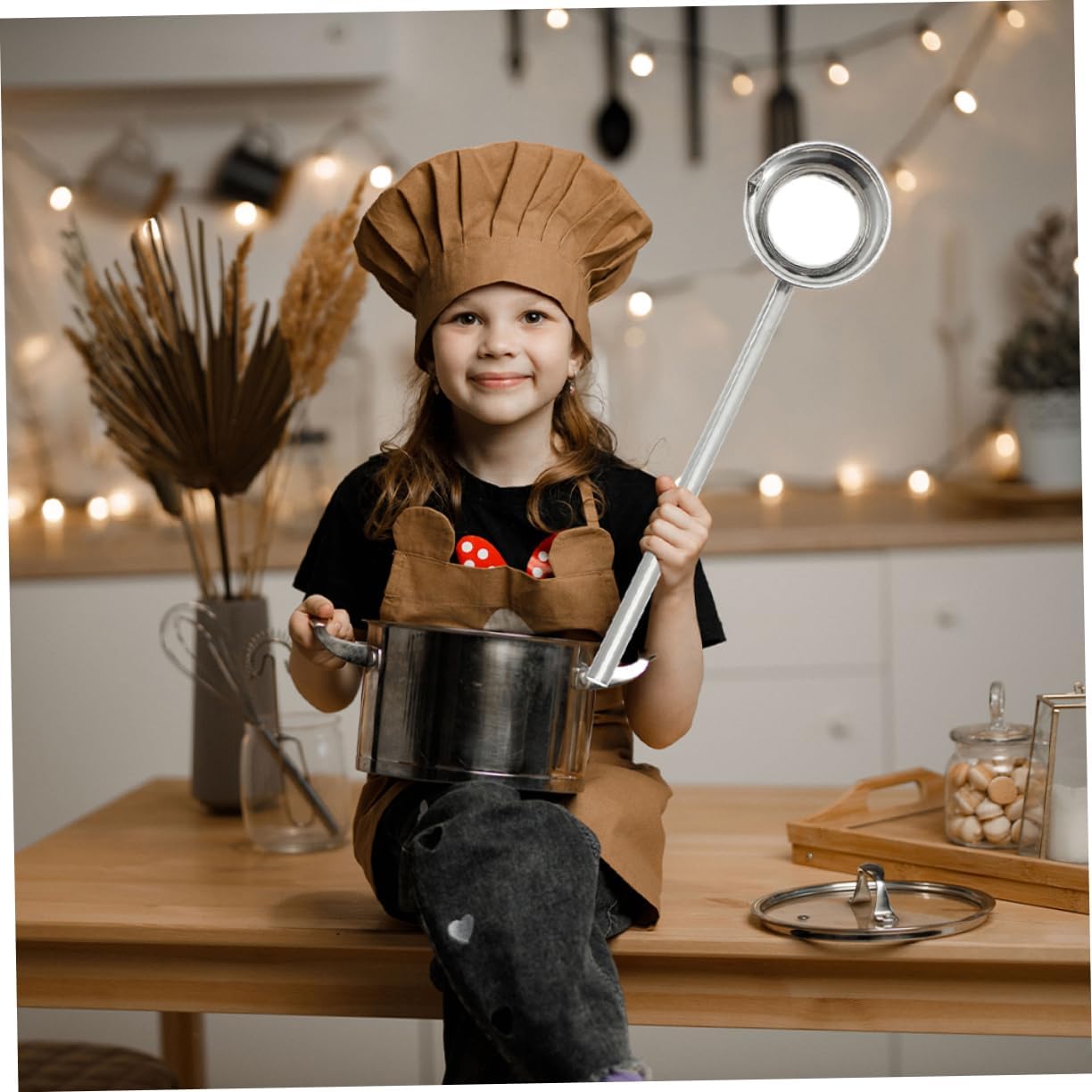 Wakauto Stainless Steel Kitchen Dip Water Scoop with Long Ergonomic Handle Resistant Garden Ladle Cup with Pouring Spout Thickened One Molded Water Dipper for Household and Outdoor Use