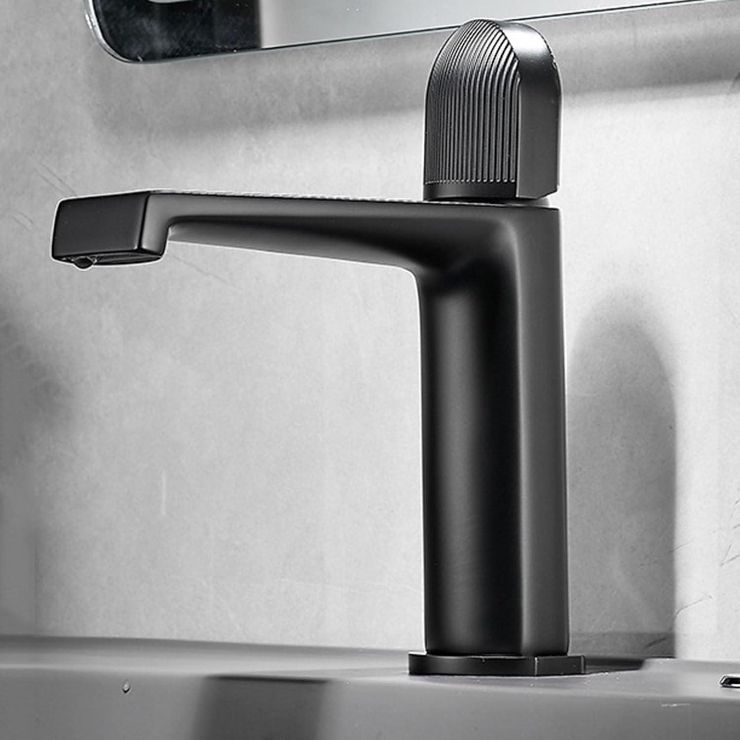 Grifos de baño latón negro monomando que evitan fugas y manchas de cal en lavabos de 1 orificio