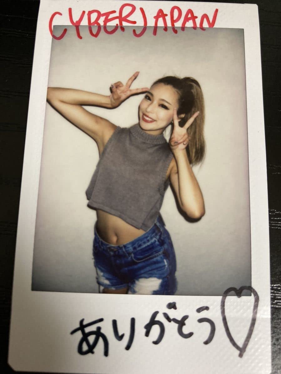 Hitomi 直筆サイン入り チェキ CYBERJAPAN DANCERS サイバー