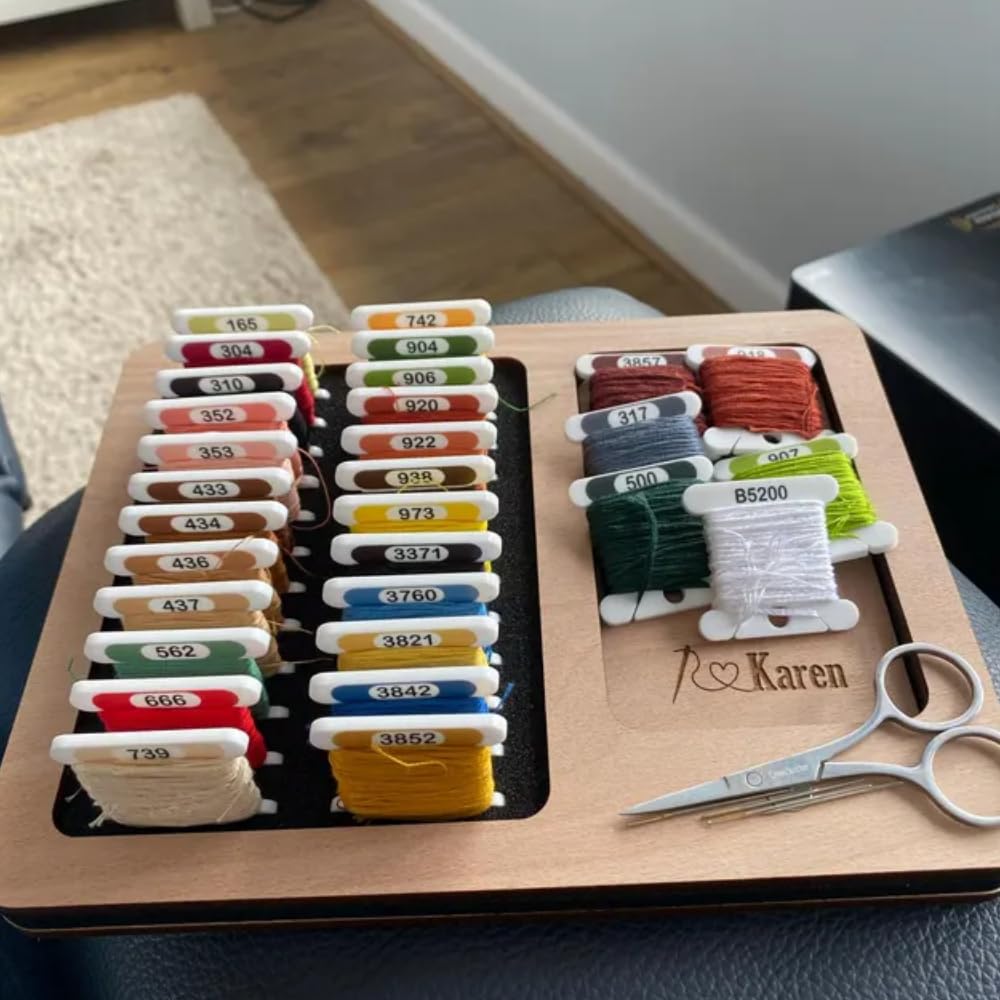 Personalised Embroidery Floss Organiser, Customised Wood Bobbin Rack Organiser for Cross Stitch and Embroidery, Holds 24 Embroidery Bobbins, Scissors and Gadgets, Gift for Sewing and Embroidery Lovers