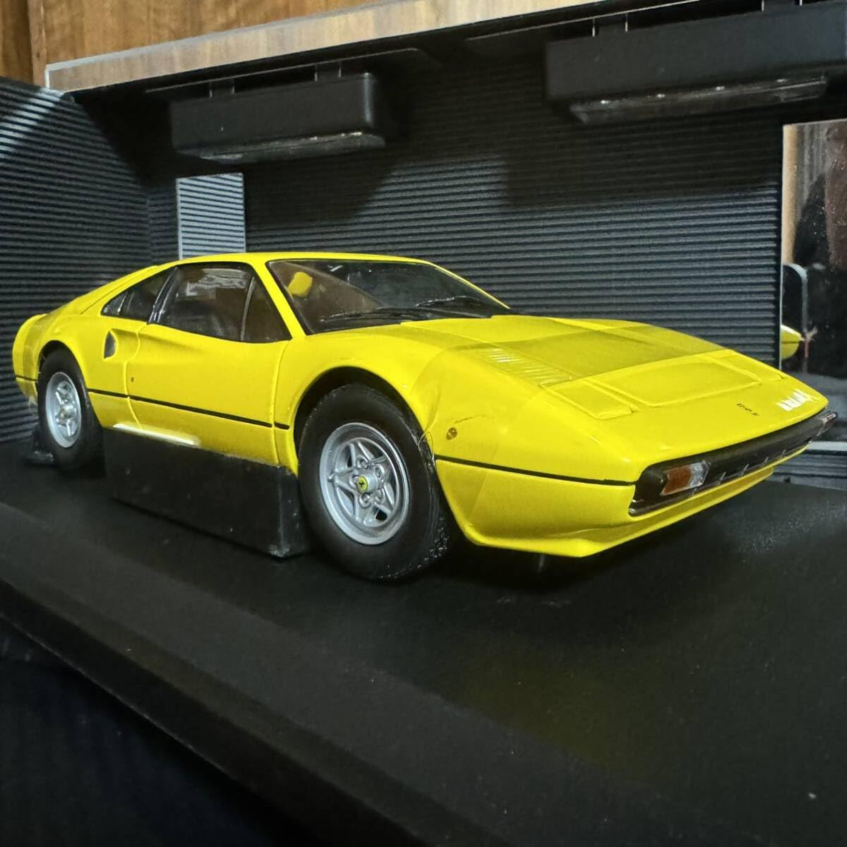 絶版 京商 1/18 フェラーリ 308GTB 京商 1/18 フェラーリ 308GTB Amazon | 絶版 京商 1/18