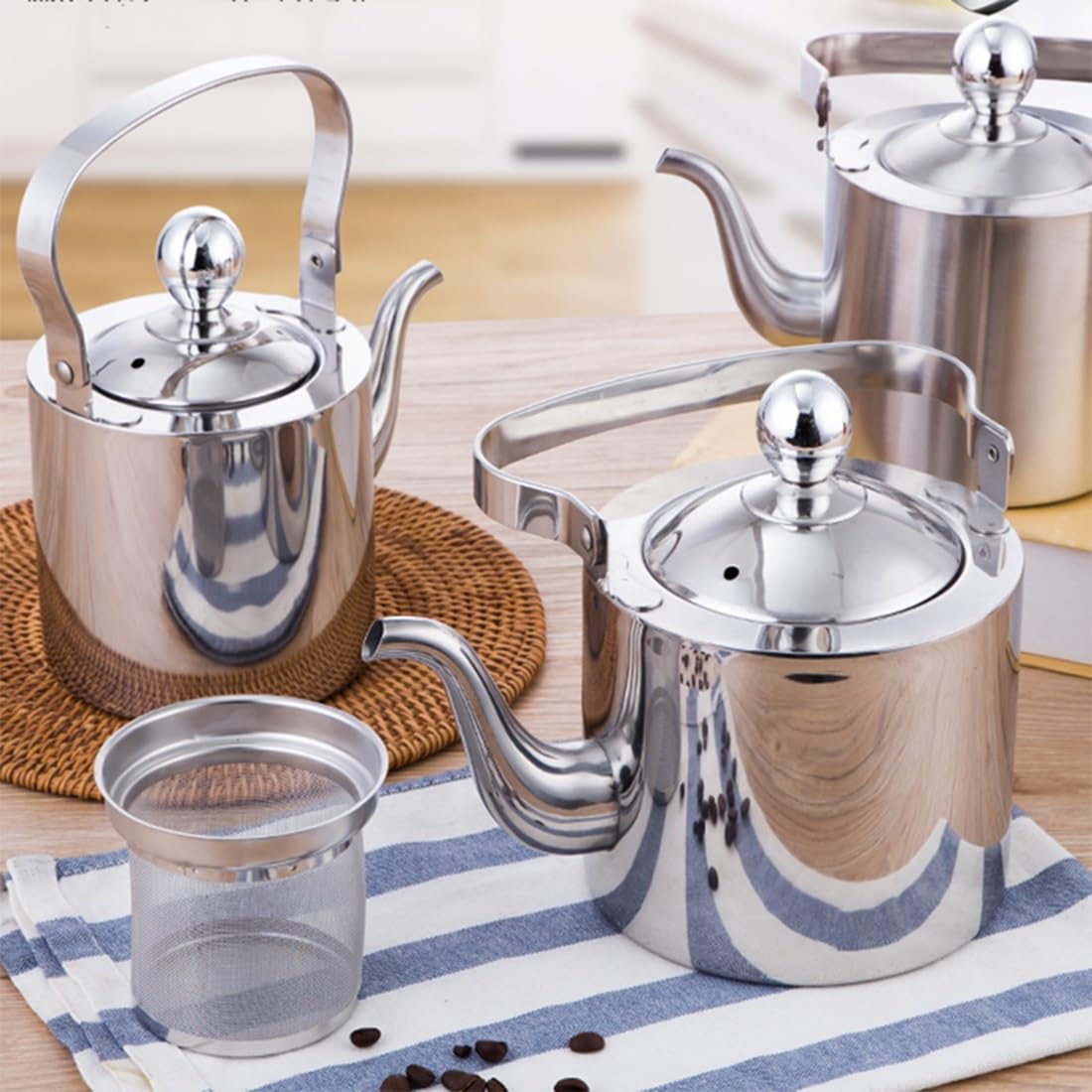 Hervidor de Agua con infusor, de Acero Inoxidable Apto para Uso alimentario, para inducción, Ideal para el hogar y la Cocina (1,5 L).