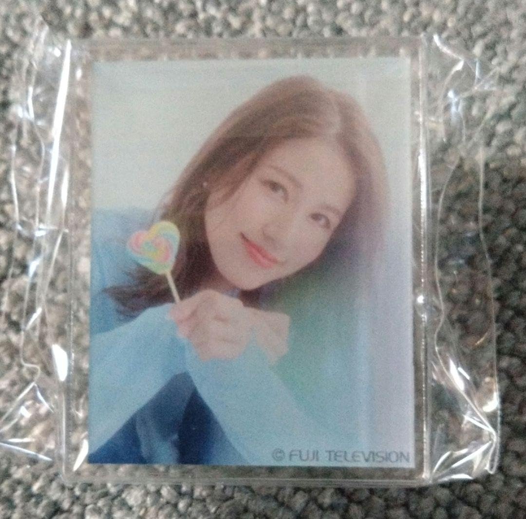 フジテレビアナウンサー アクリルバッジ アクリルクリップ 渡邊渚