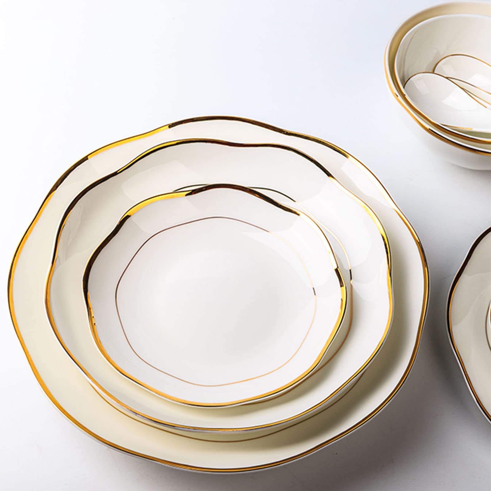 Wykwintny zestaw naczyń z porcelany kostnej dla 6 osób, kreatywny zestaw naczyń ze złotym rantem, ceramiczny zestaw naczyń dla 6 osób, biały zestaw naczyń - talerze,
