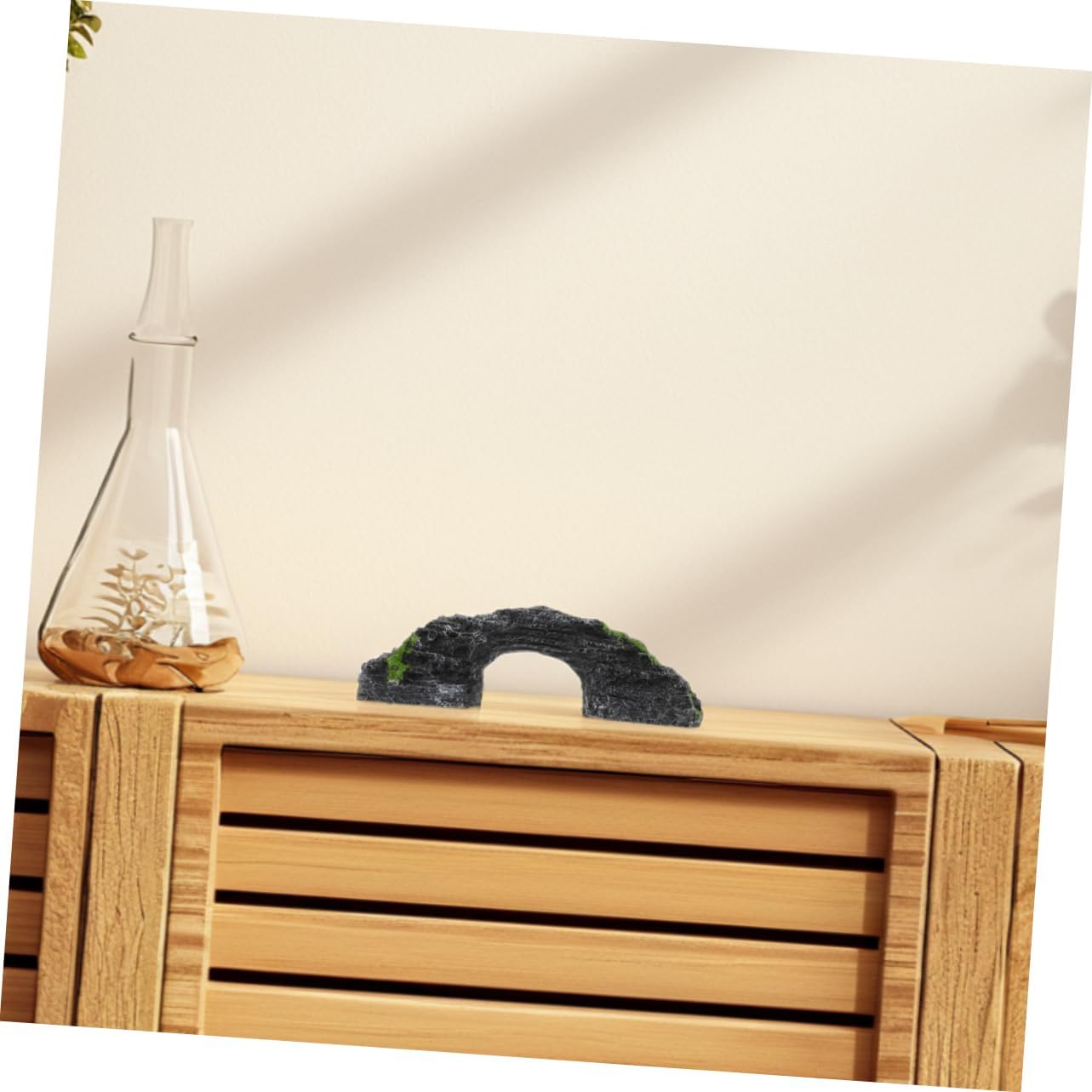 Turtle Tank Platform Climbing Ramp, Resin Hideout for Reptiles