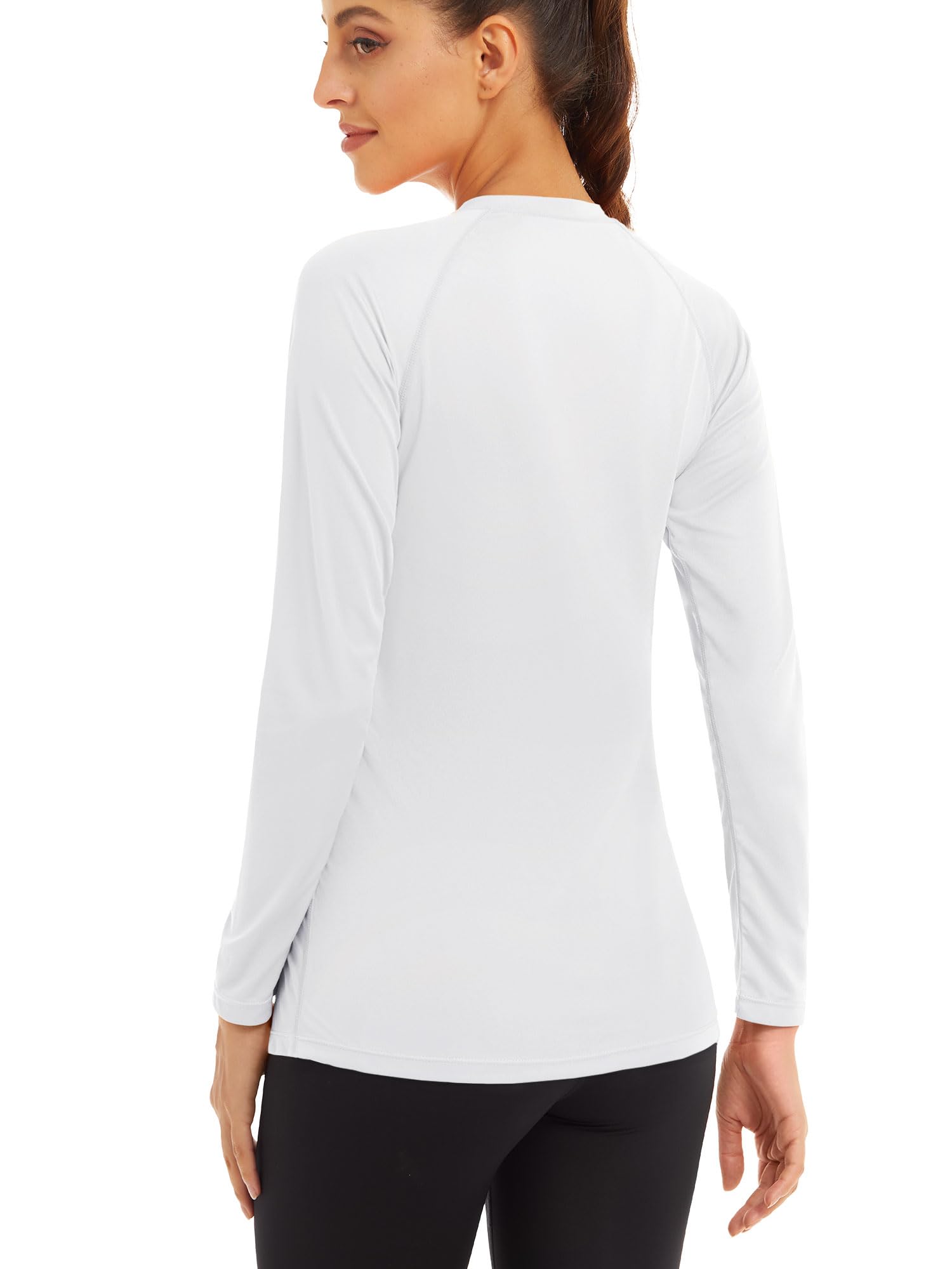 MAGCOMSEN MAGCOMSEN Women's Long Sleeve Shirts UPF 50+ Sun Protection Shirts for Hiking Fishing Workout Rash Guard in use