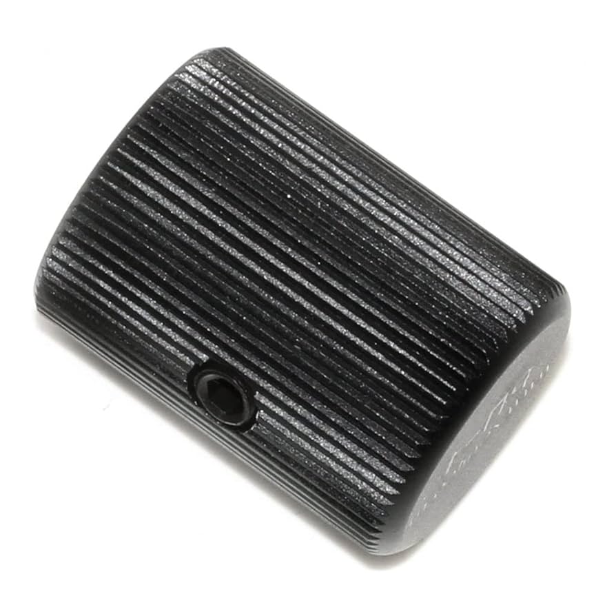 AST Airsoft チャージングハンドル ブラック/グリーン AST Airsoft チャージングハンドル ブラック/グリーン