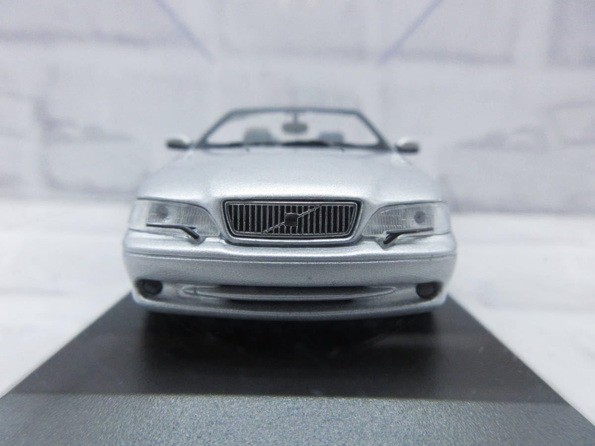 VOLVO C70 シルバー コンバーチブル ミニカー Volvo C70 (シルバー) (ミニカー) - ホビーサーチ ミニカー