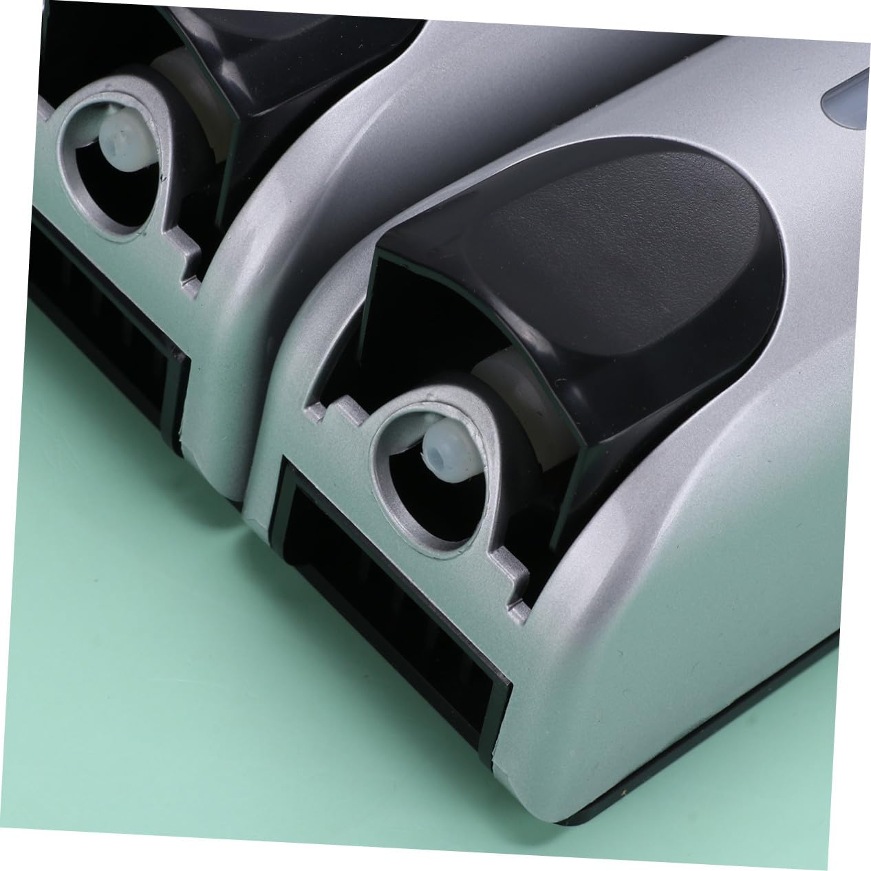 Dispenser da Muro 3 Scomparti Facile da Installare e Pulire in Metallo e Plastica per Sapone, Shampoo e Emulsione per Bagno la Casa