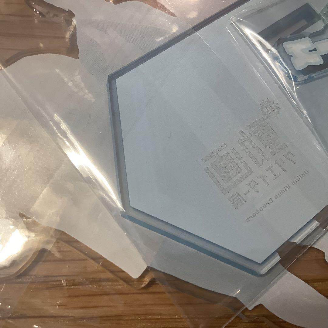 Amazon.co.jp: アクリルスタンド フィッシャーズ : Toys & Games